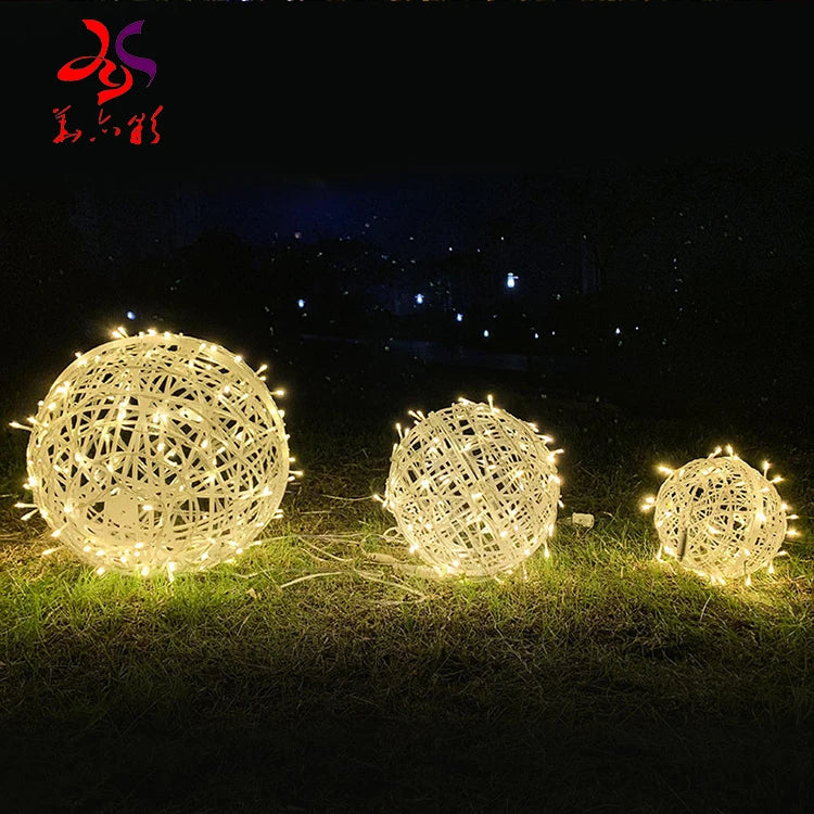 Boule lumineuse pour décoration jardin, fête, mariage, café, restaurant...